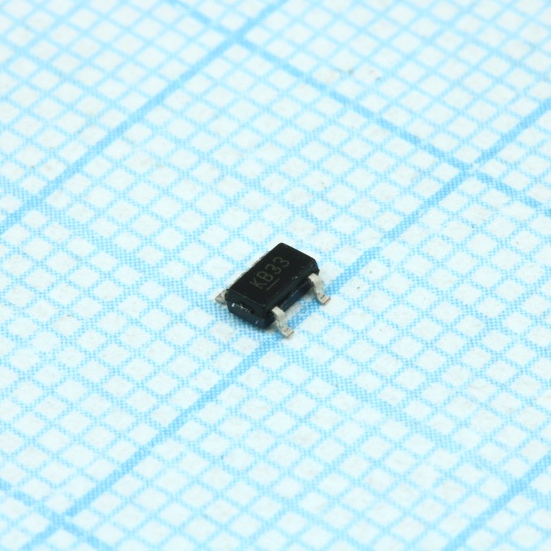 MIC5205-3.3YM5-TR Microchip
